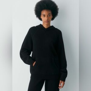 🆕 NWT TNA Britton Hoodie